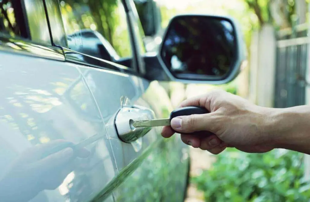 car door wont open with key